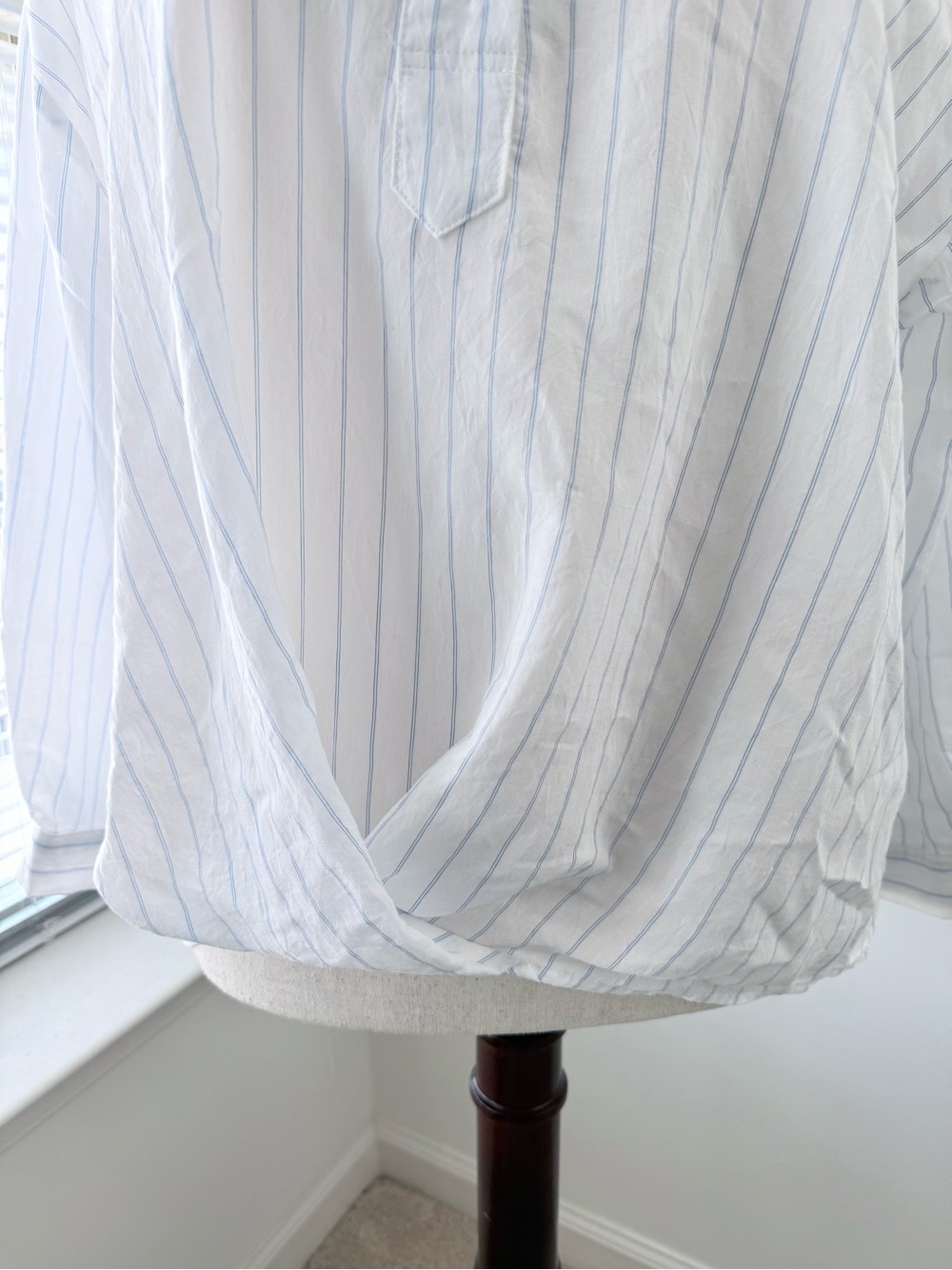 Zara White Blouse with Light Blue Pinstripes - Picture 4 of 10